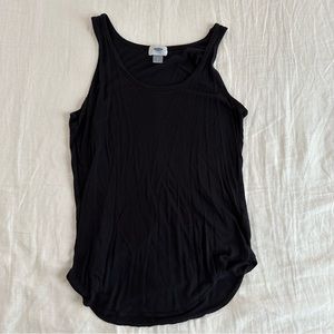 Old Navy women’s black scoop neck flowy tank top